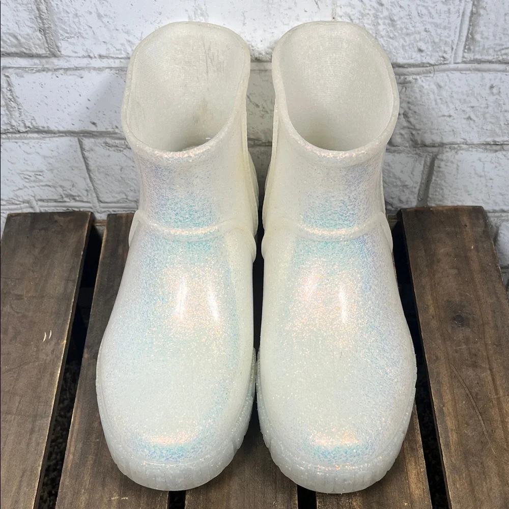 UGG Drizlita Women’s Glitter White Rubber Rain Winter Boots